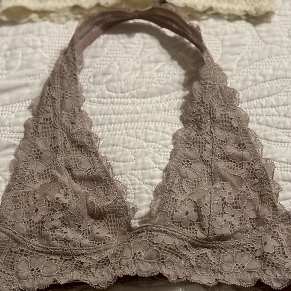 Free people, lace bralette, size, extra small, no rips or stains - Picture 7 of 11